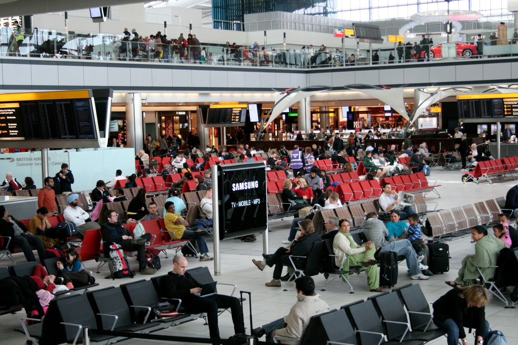 24 hours at Europe’s largest airport – Heathrow