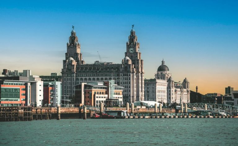 Big Expansion in Liverpool: Ryanair and easyJet Double Down on the City of the Beatles.