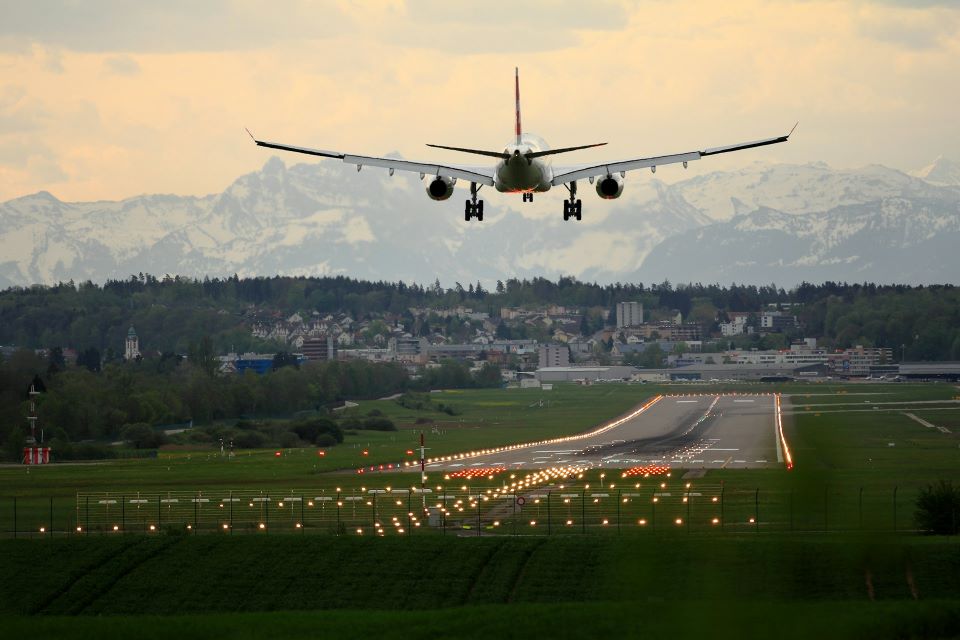Fuel Crisis Hits Airlines: Thousands of Flights to Be Canceled